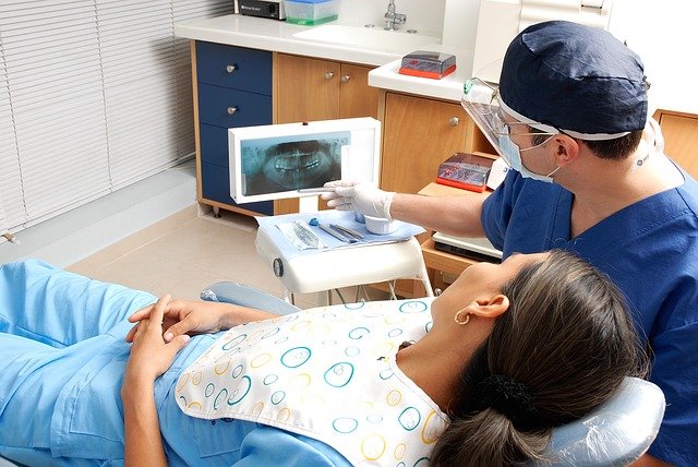 Learn About the Top Seven Benefits of a Routine Dental Exam